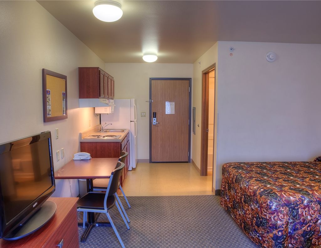 Woodspring Suites Topeka Oda fotoğraf