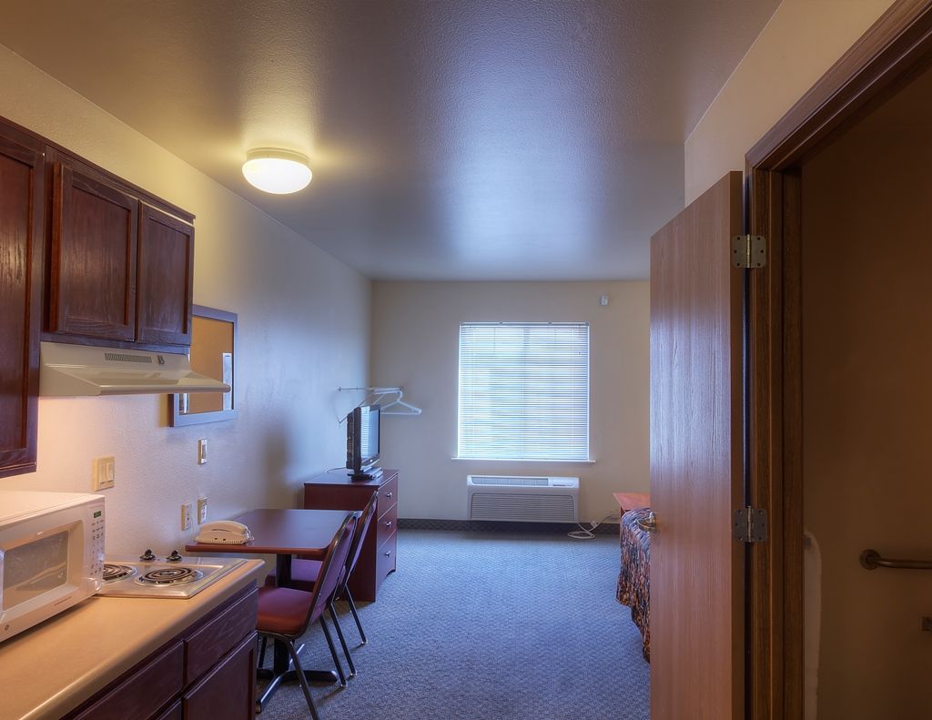 Woodspring Suites Topeka Oda fotoğraf