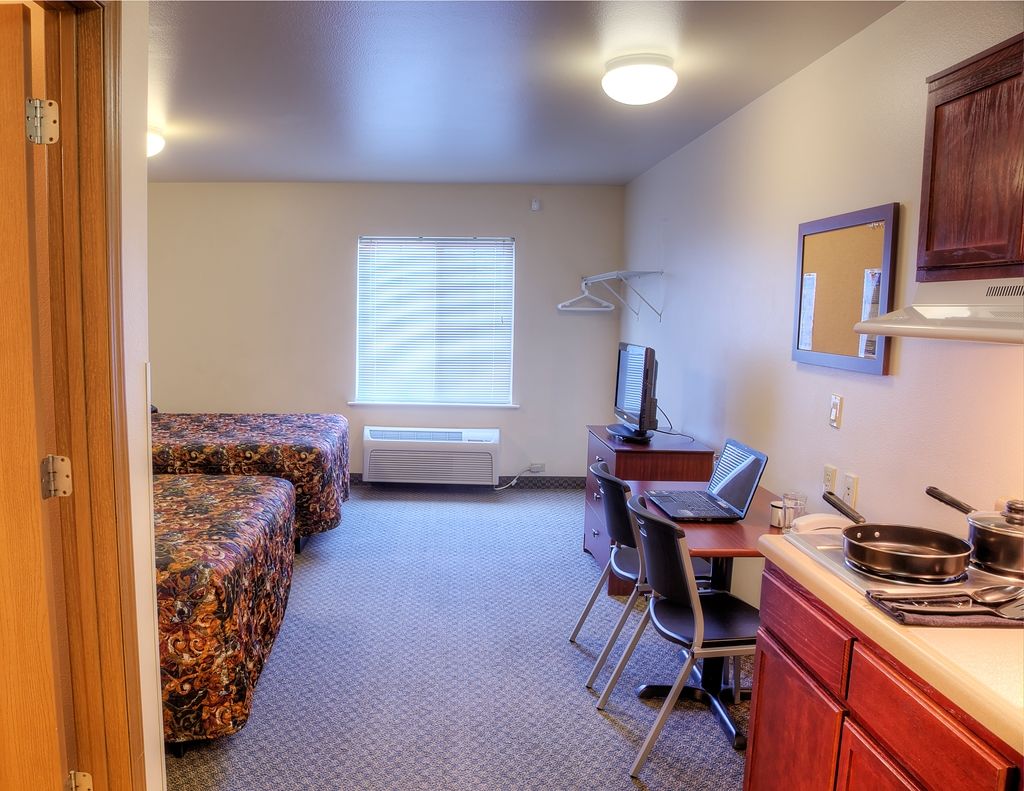 Woodspring Suites Topeka Oda fotoğraf