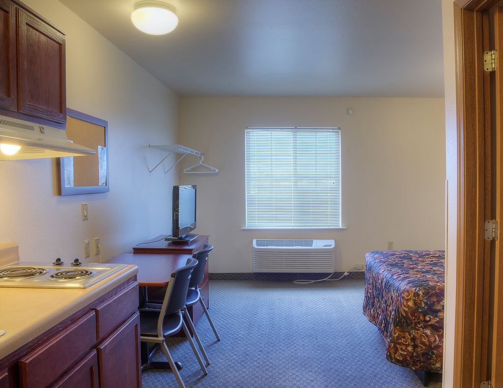 Woodspring Suites Topeka Oda fotoğraf