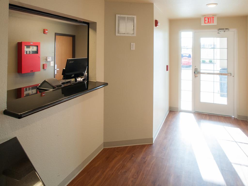 Woodspring Suites Topeka Dış mekan fotoğraf