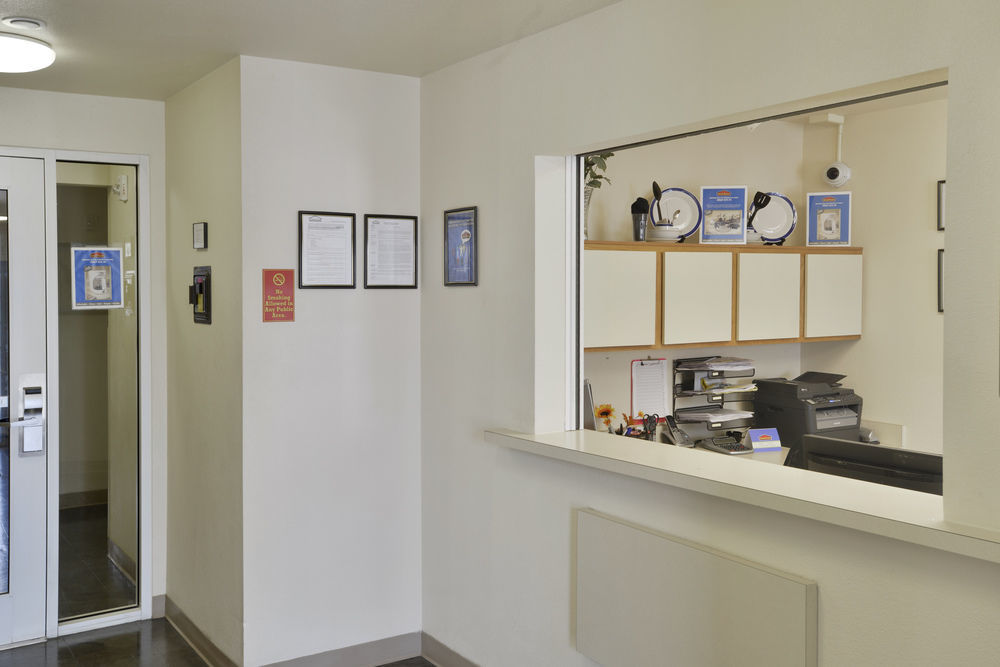 Woodspring Suites Topeka Dış mekan fotoğraf